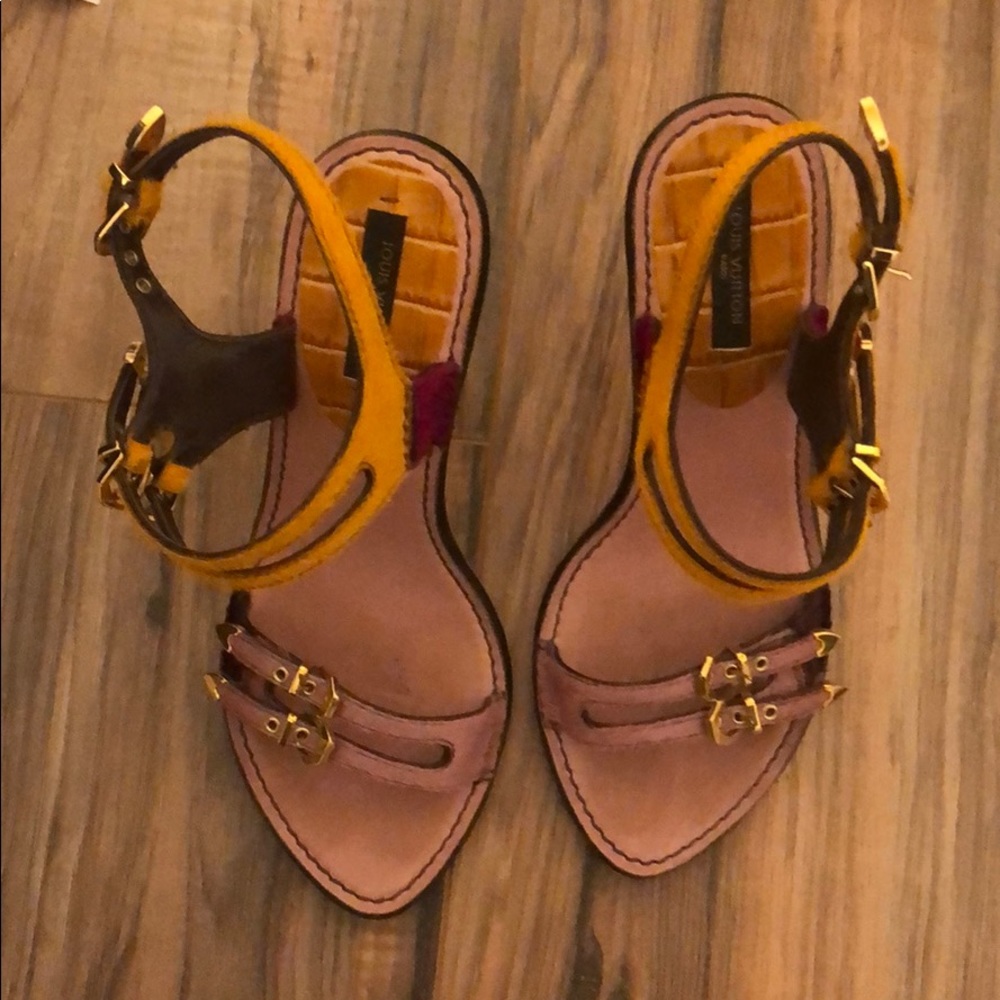 Louis Vuitton heels 5 1/2